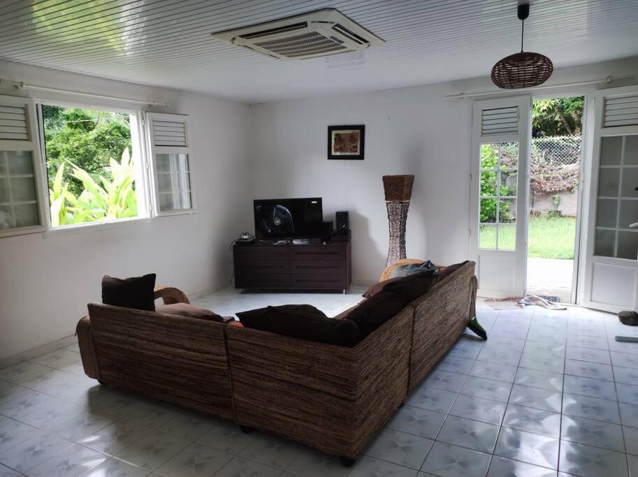 Villa Familiale Avec Piscine Le Marin Eksteriør bilde
